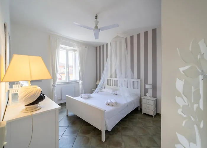 Easytopstay - Cosy Flat Apartamento *